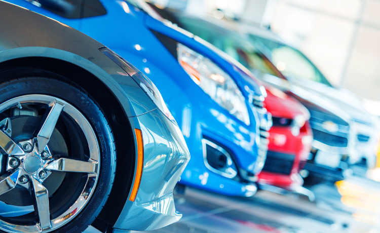 Buying a used car in Qatar: 10 tips to help you make the right choice.